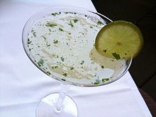 220px-Gimlet_cocktail.jpg